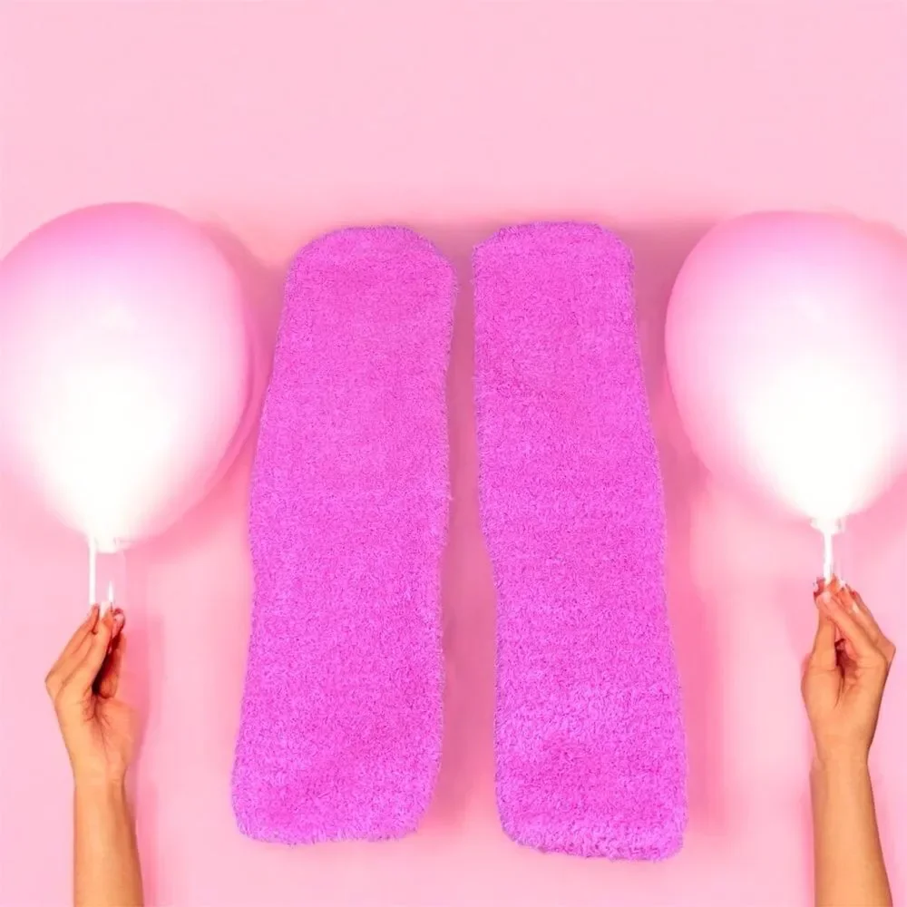 New Happy Pop Hot Pink Fuzzy Birthday Socks w/Graphic Print Holy Poop I'm 50! OS